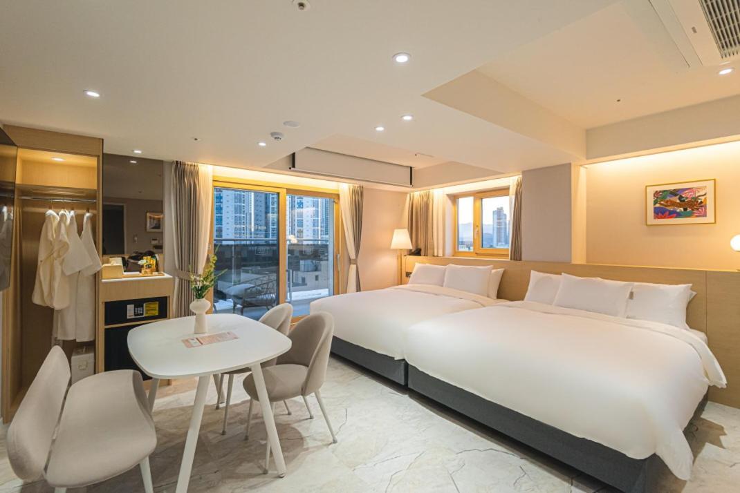 Asherah Villa D' Aqua Hotel Kimhe Kültér fotó